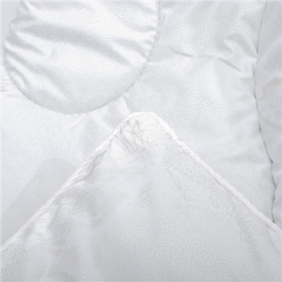 Одеяло зимнее 140х205 см, иск. лебяжий пух, ткань глосс-сатин, п/э 100% 2935836