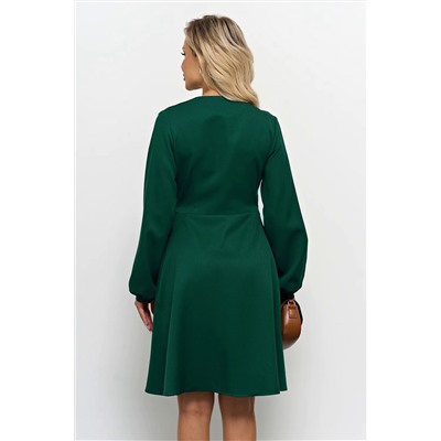 Зелёное короткое платье