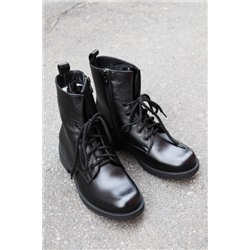 Женские зимние ботинки из черной кожи 8201-0-0-1