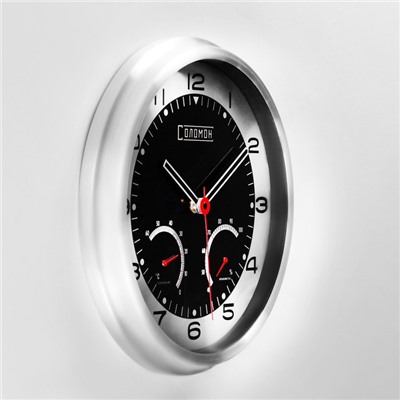 Часы настенные, серия: Интерьер, "Скорость", плавный ход, термометр, гигрометр, d-32 см