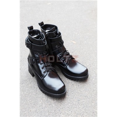 Женские зимние черные ботинки лак 8205-0-0-1